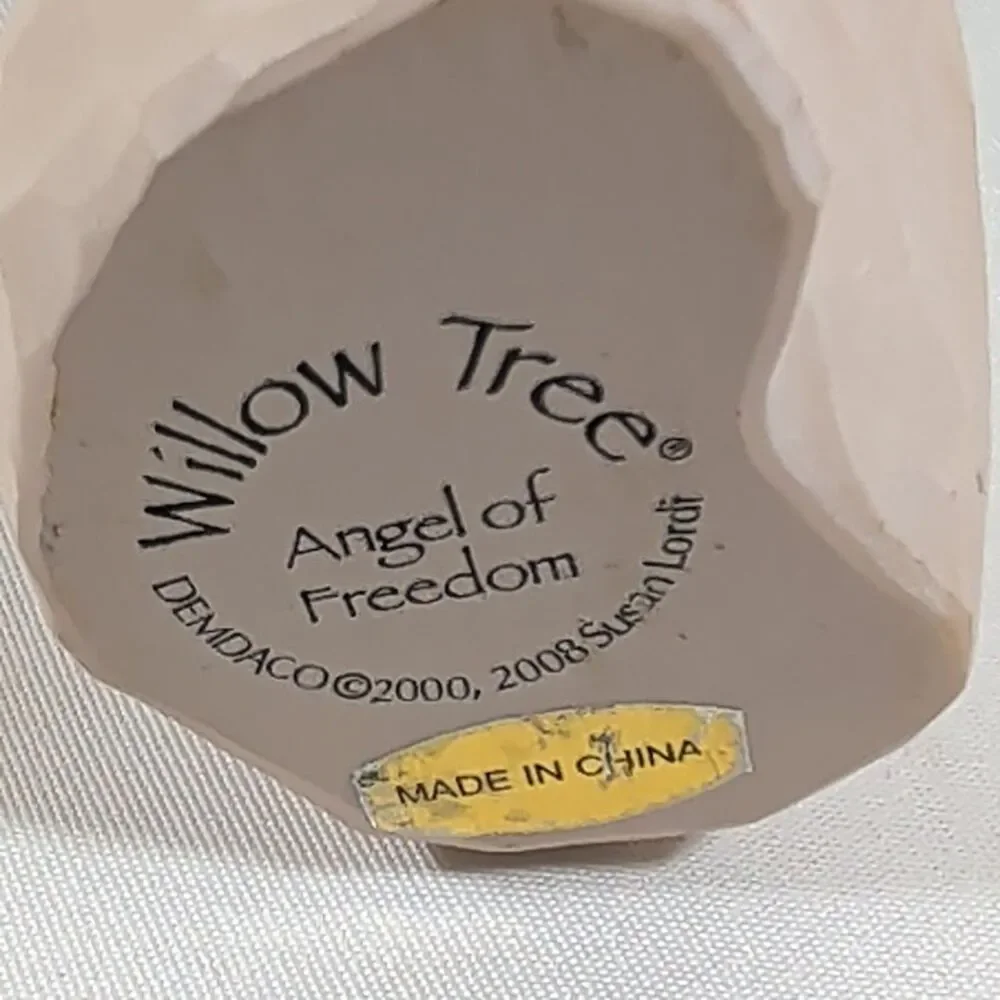 Willow Tree Angel of Prayer Susan Lordi Demdaco Figurine Wire Wings 5.5